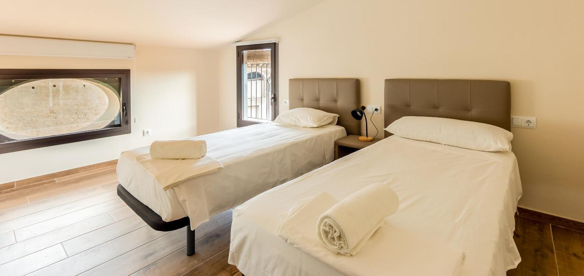 Can Cintet 3 Apartamento Con Terraza En Besalú Kültér fotó