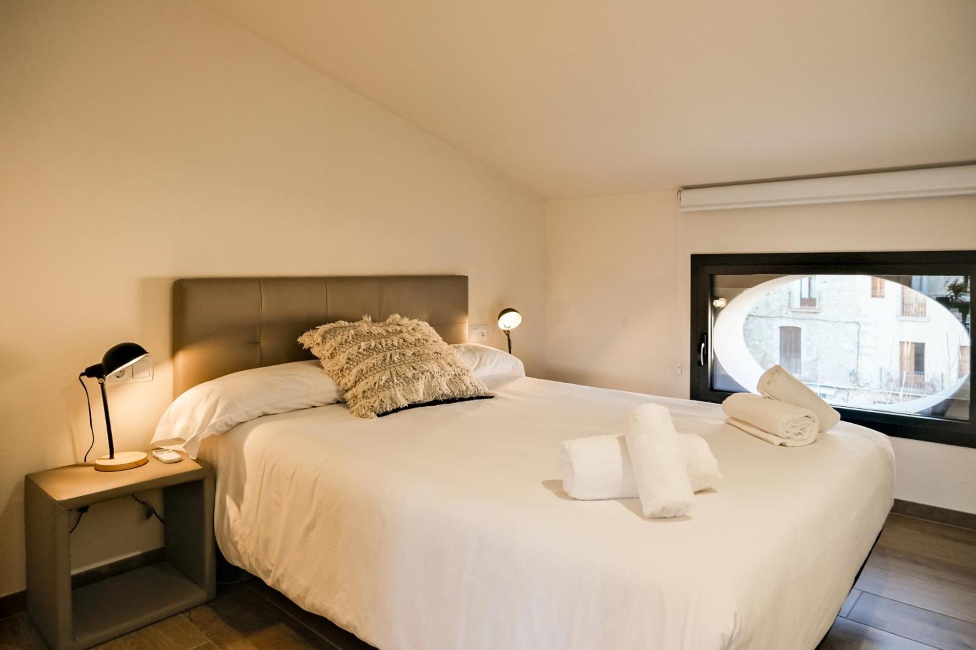 Can Cintet 3 Apartamento Con Terraza En Besalú Kültér fotó