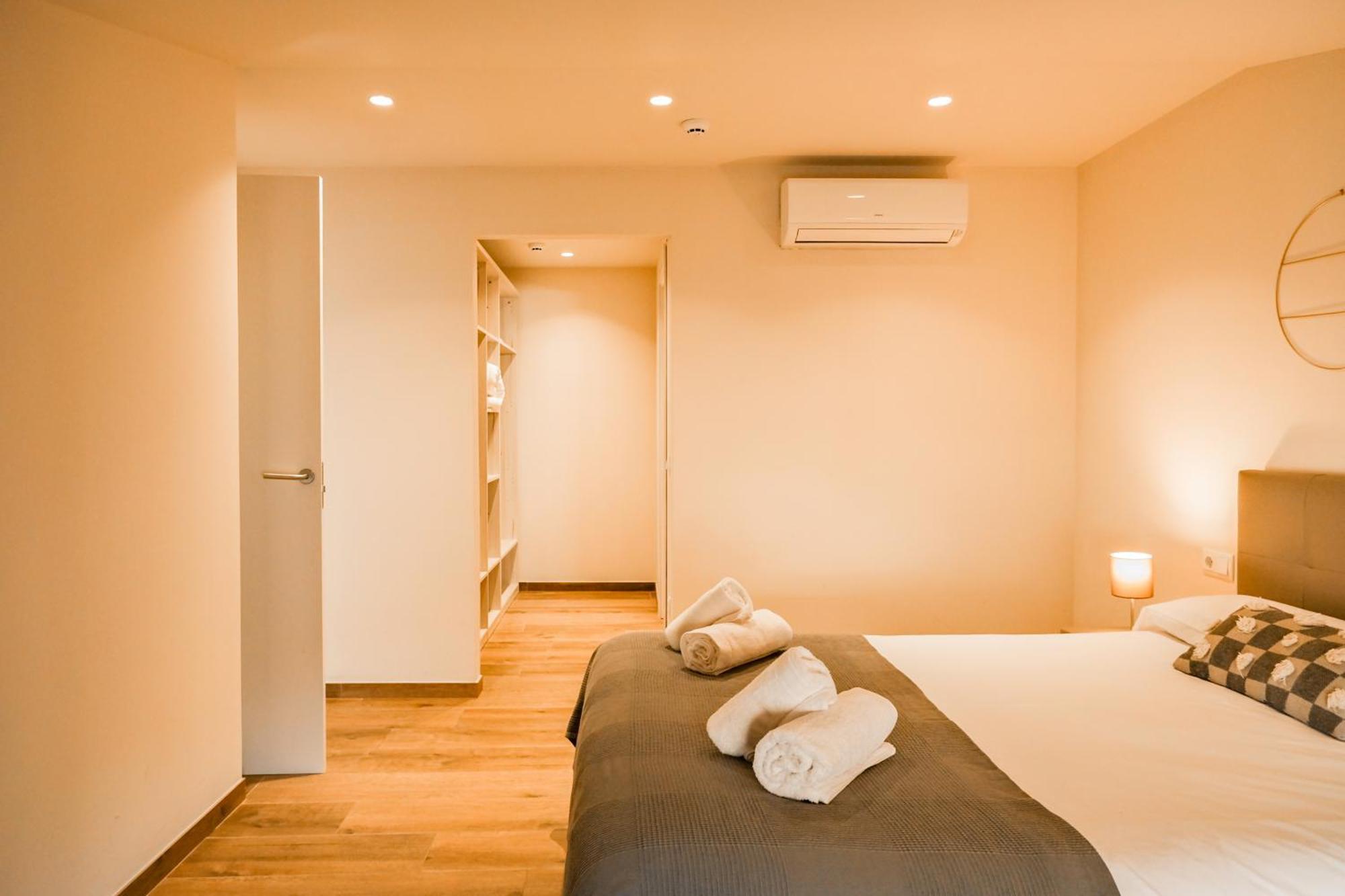 Can Cintet 3 Apartamento Con Terraza En Besalú Kültér fotó